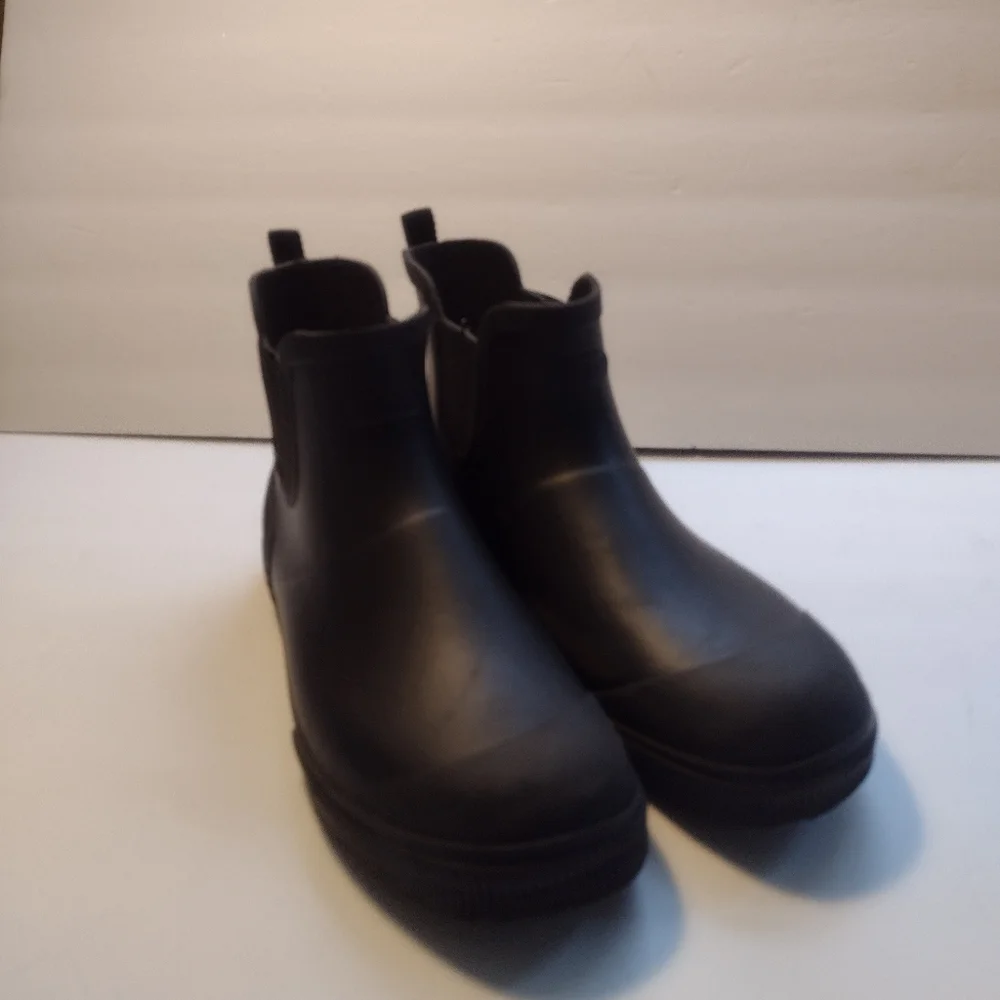 Viking Rain boots sz 40/7